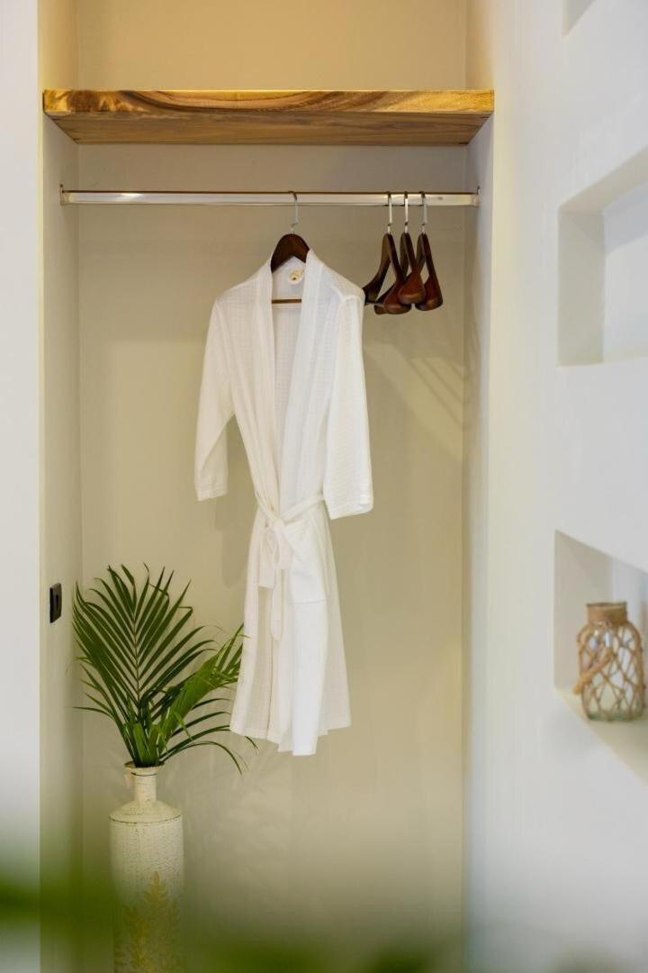 3min Walk To The Beach, Night Market, Restaurant, Humble House 2 *